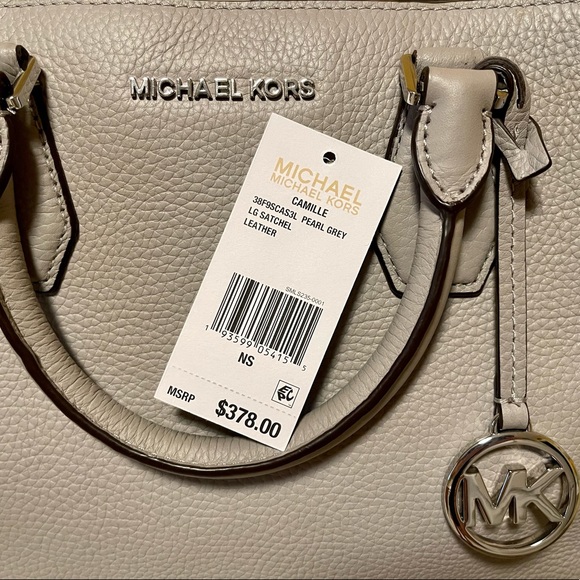 Authentic Michael Michael Kors Large handbag and matching wallet. - Picture 8 of 12
